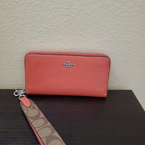 Coach Long Zip Around Wallet In Signature Canvas - Picture 6 of 13